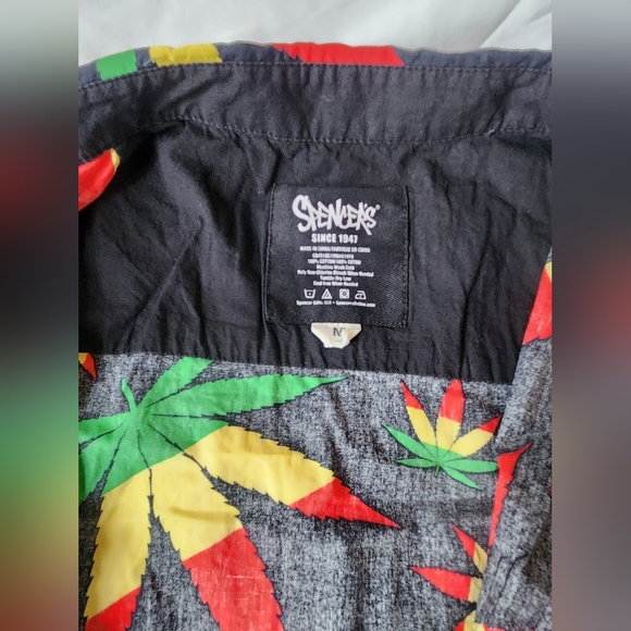 Spencers "MaryJ" button-down short-sleeved - Picture 5 of 5